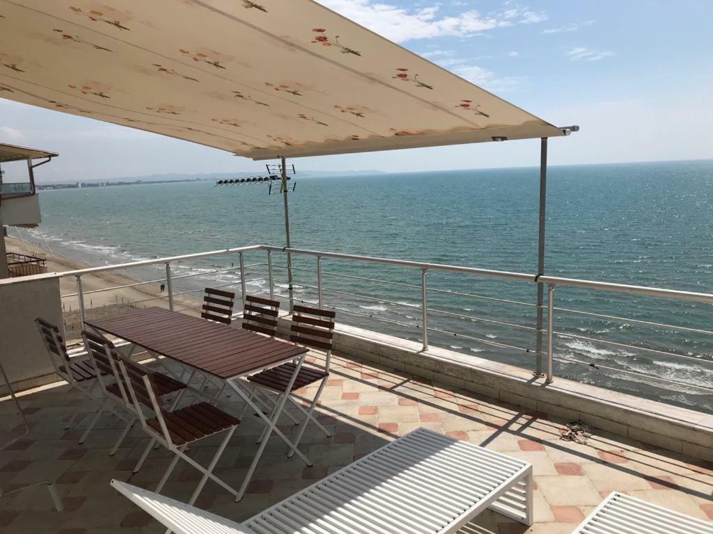 Apartament Me Qera Plazh Golem *