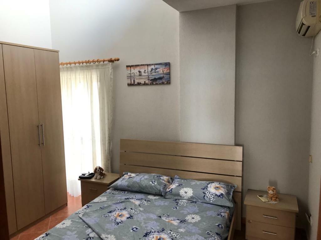 Apartament Me Qera Plazh Golem * Durrës